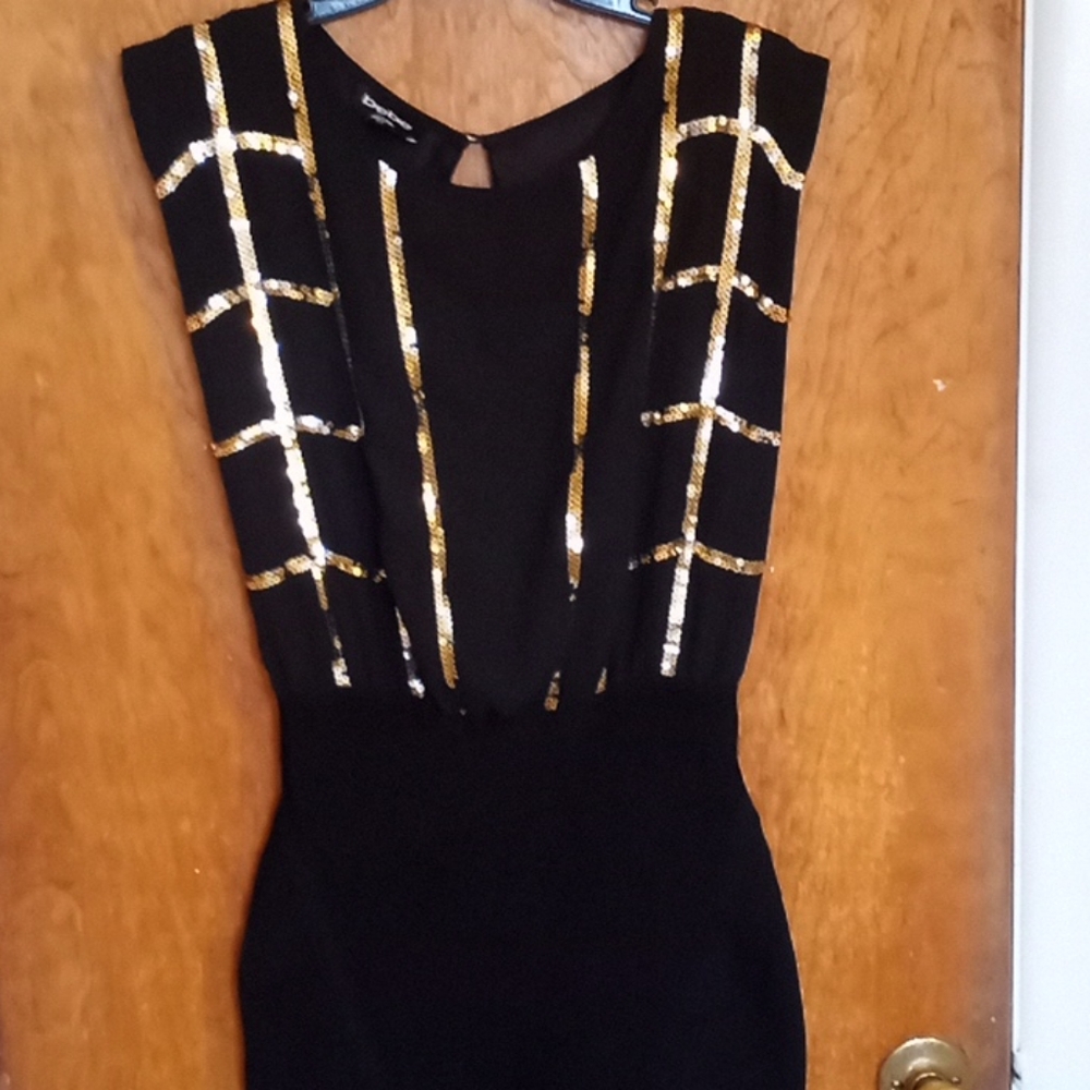 Dress - Picture 2 of 4